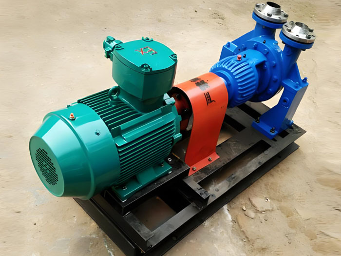 <strong>山東AY單兩級(jí)離心油泵</strong>